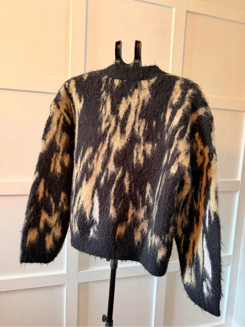 No Maintenance Men’s Luxury Designer Knit Cardigan